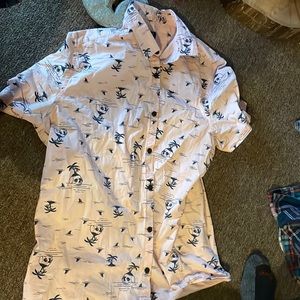 Hawaiian casual shirt.